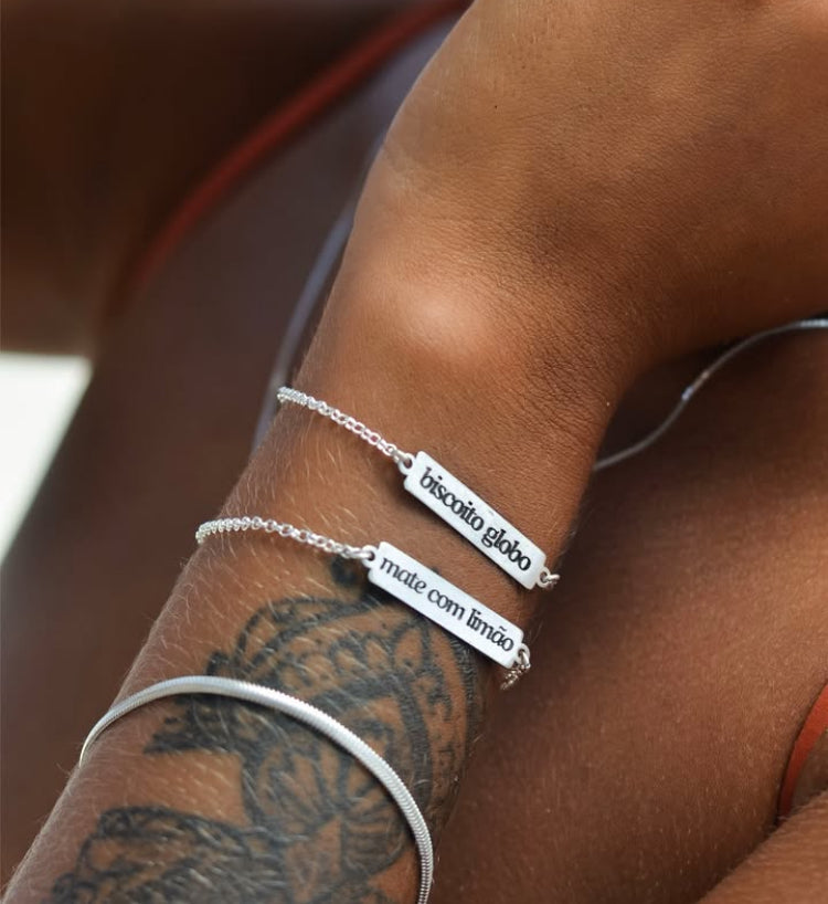 Conjunto de pulseiras mate com biscoito