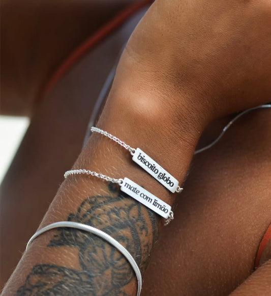 Conjunto de pulseiras mate com biscoito